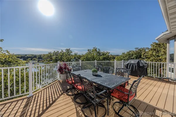 $975,000 | 505 Minnowbrook Road, Camdenton, MO 65020