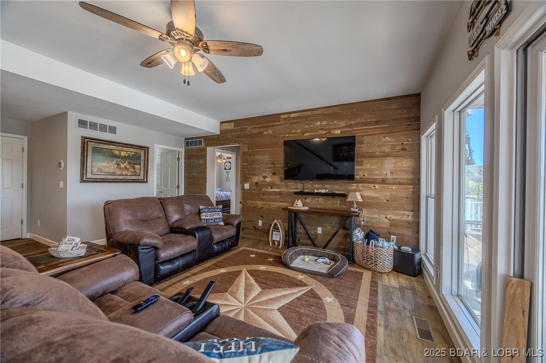 505 Minnowbrook Road Camdenton, MO 65020 - Photo 40 of 75