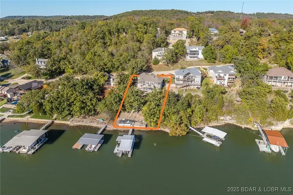 $975,000 | 505 Minnowbrook Road, Camdenton, MO 65020