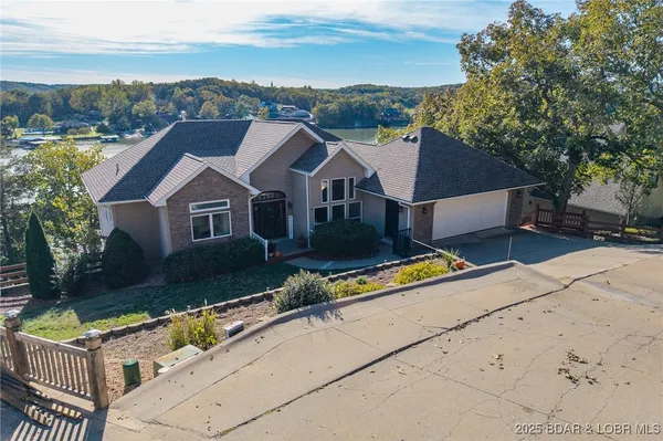 $975,000 | 505 Minnowbrook Road, Camdenton, MO 65020