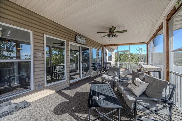 $995,000 | 505 Minnowbrook Road, Camdenton, MO 65020