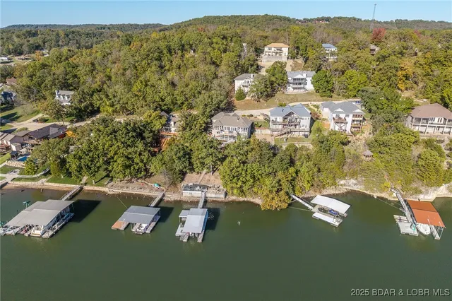 $995,000 | 505 Minnowbrook Road, Camdenton, MO 65020