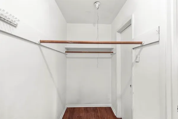 $2,000 | 7515 Jason Street, Houston, TX 77074