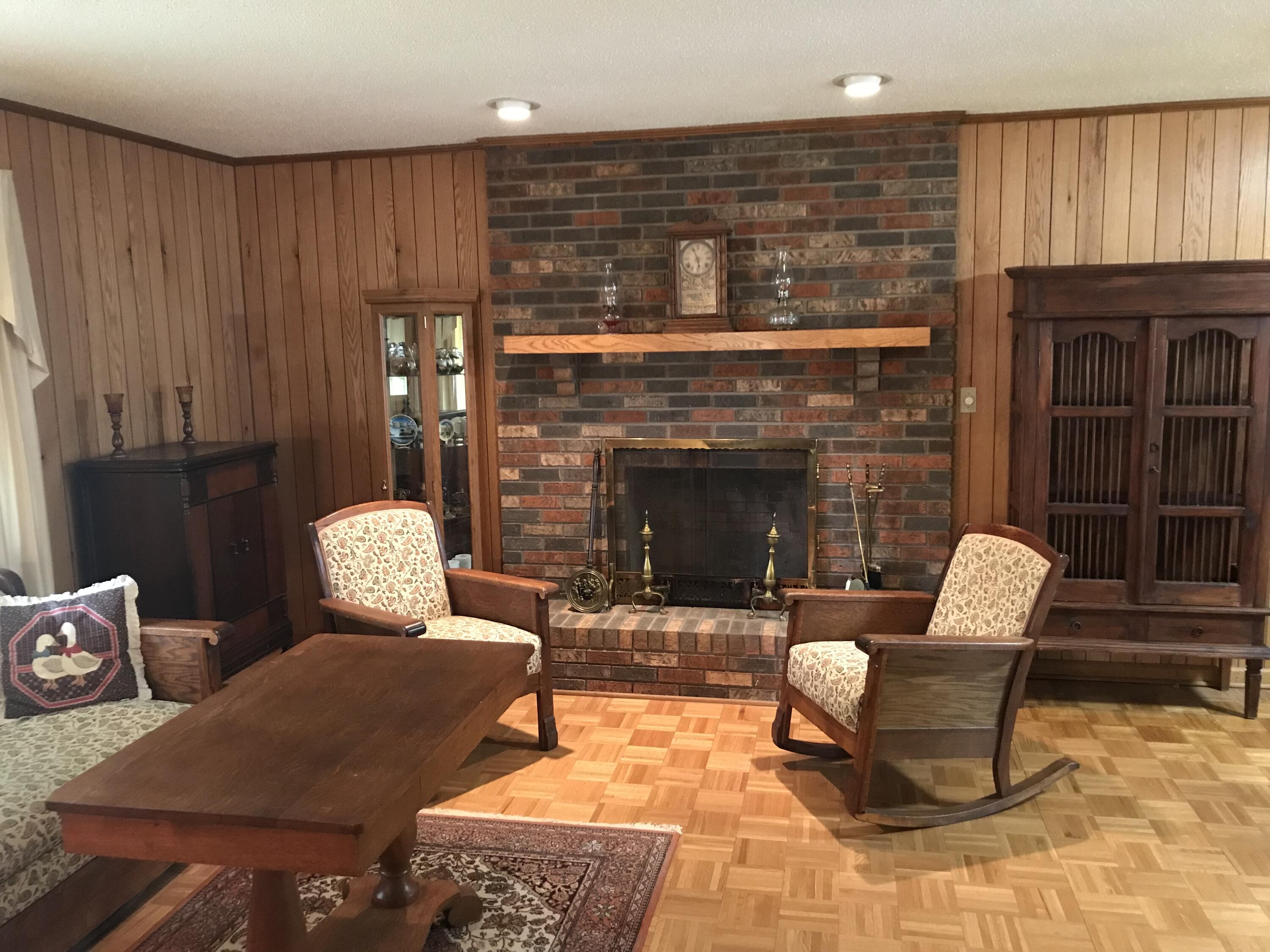 1806 Marbleton Road Unicoi, TN 37692 - Photo 3 of 7 IMG_4719 (1)