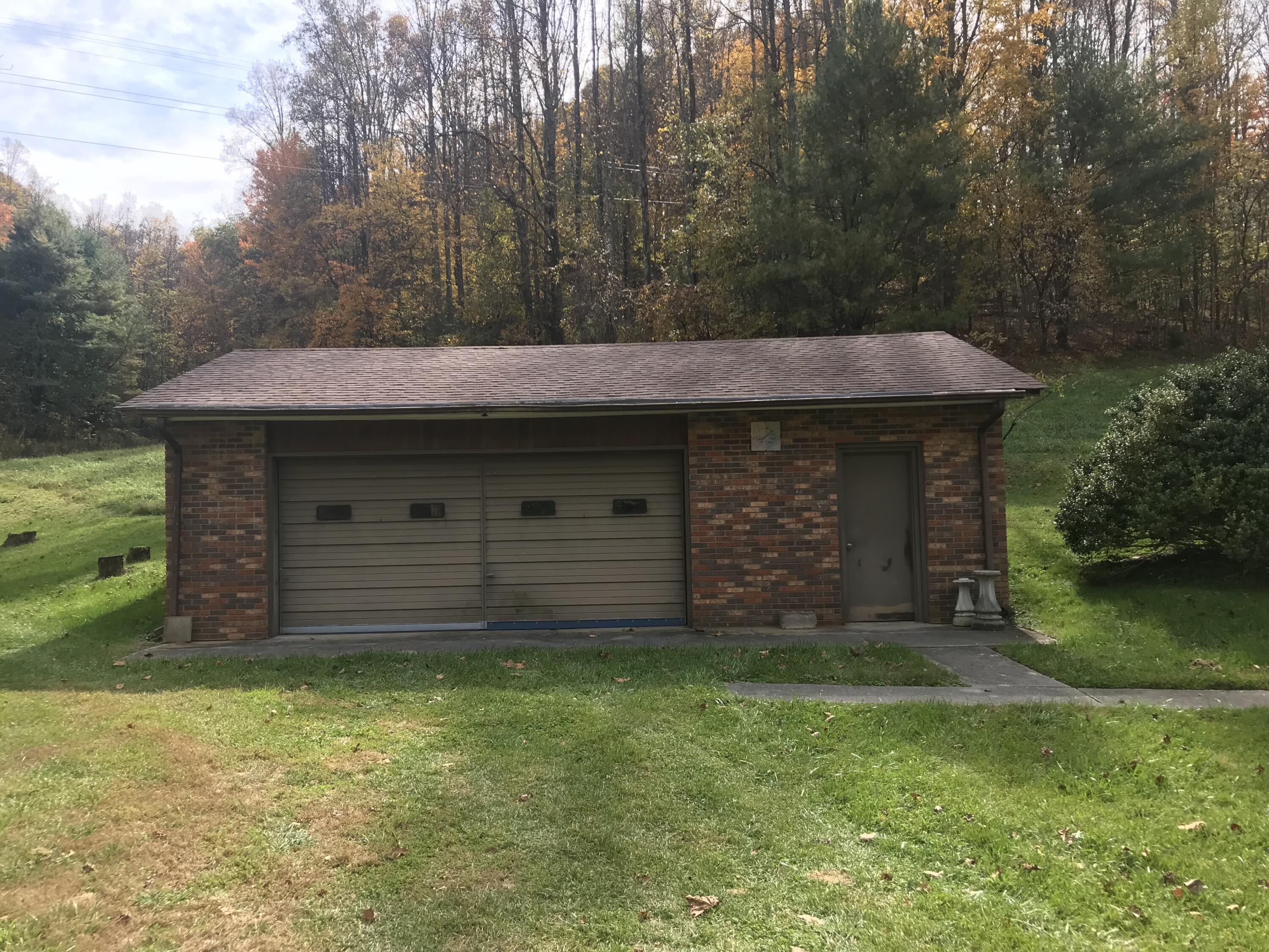 1806 Marbleton Road Unicoi, TN 37692 - Photo 4 of 7 IMG_4717