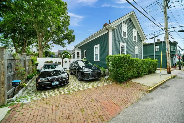 $1,299,000 | 43 Poplar Street, Newport, RI 02840