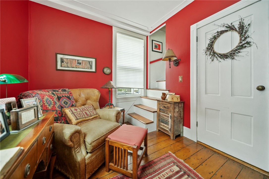 43 Poplar Street Newport, RI 02840 - Photo 15 of 33