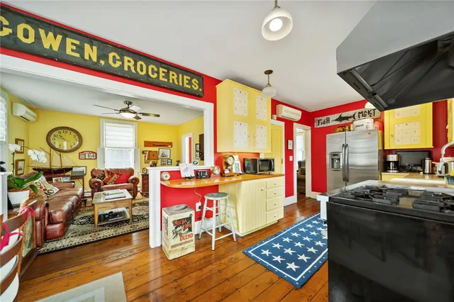 $1,299,000 | 43 Poplar Street, Newport, RI 02840