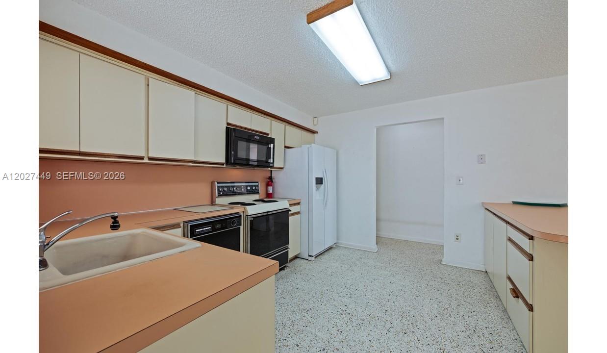 3062 Southwest 14th Street Miami, FL 33145 - Photo 8 of 26