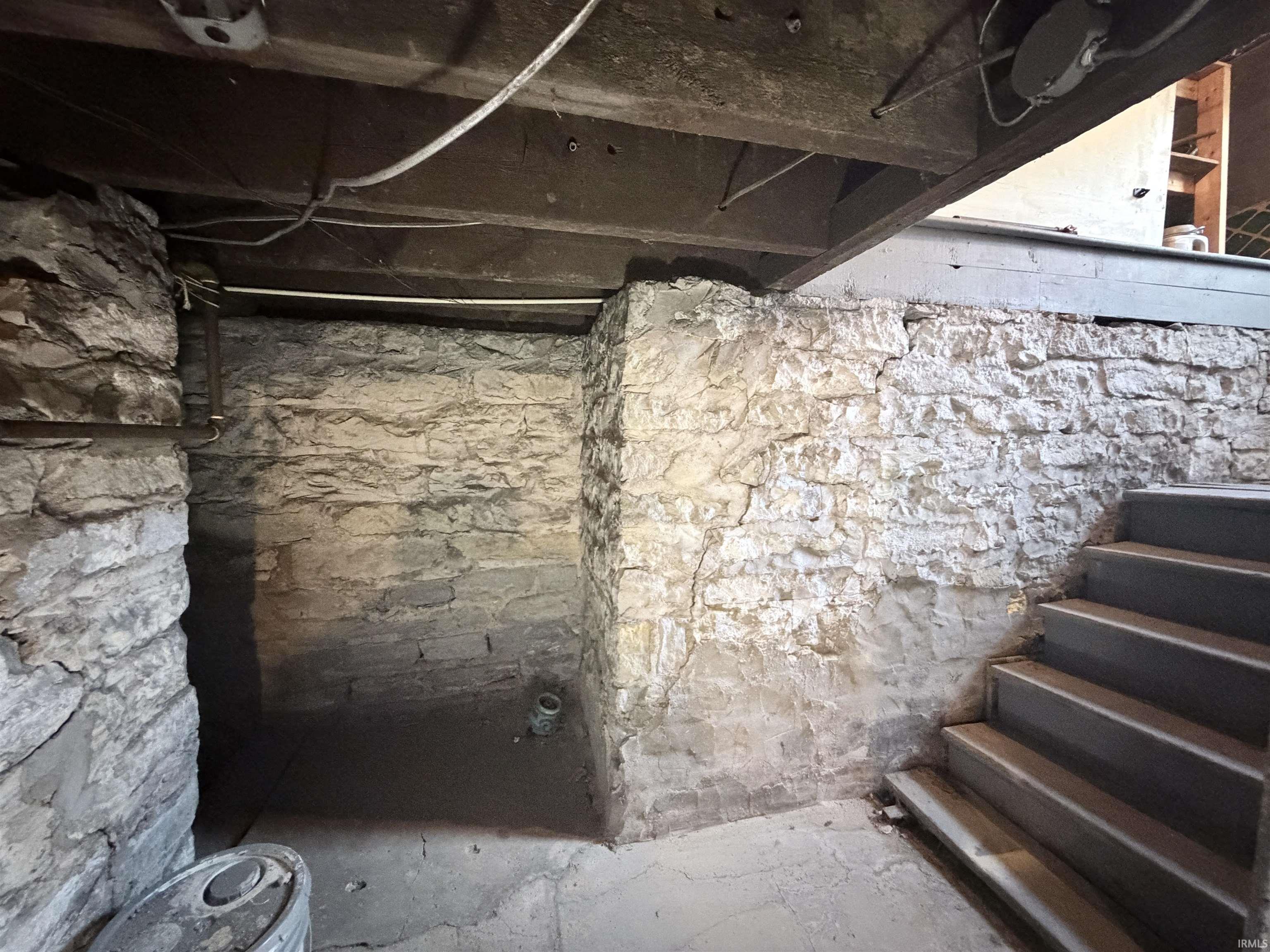 227 East Main Street Portland, IN 47371 - Photo 16 of 35