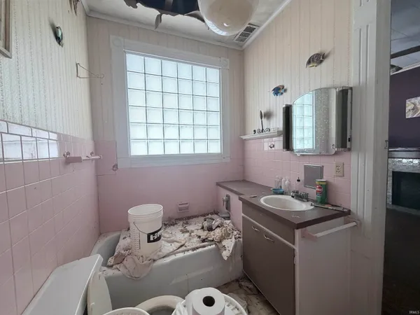 $84,000 | 227 East Main Street, Portland, IN 47371