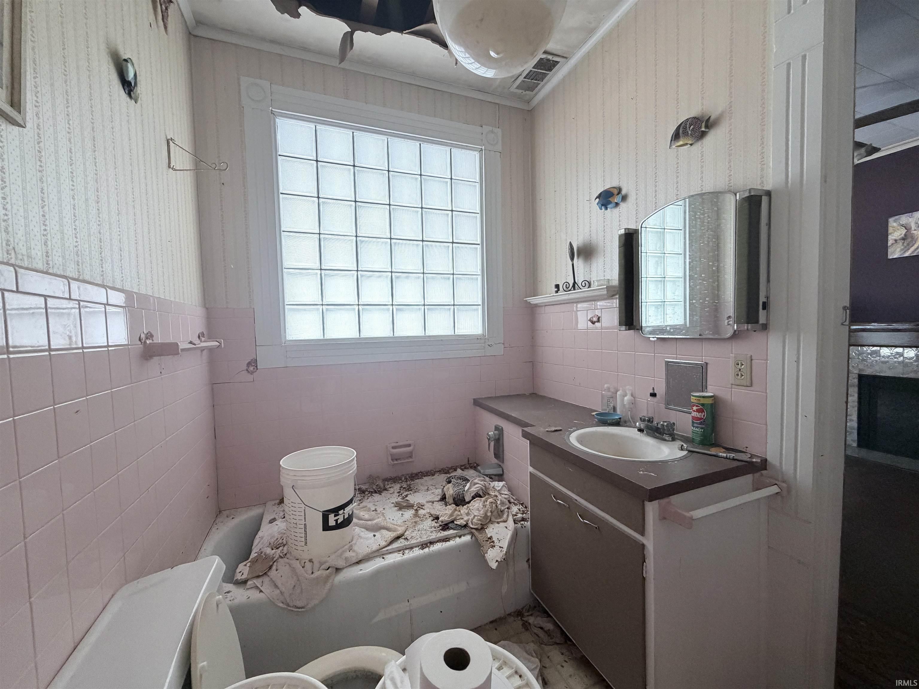 227 East Main Street Portland, IN 47371 - Photo 10 of 35