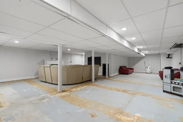 $1,000,000 | 63 Taylor Road, Colchester, CT 06415