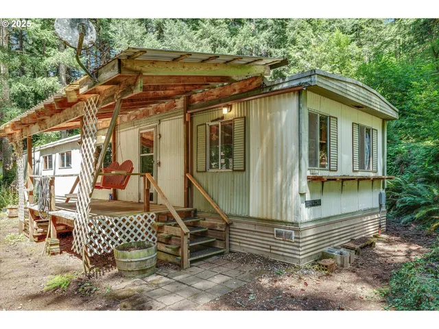 $389,900 | 27200 Highway 211, Estacada, OR 97023