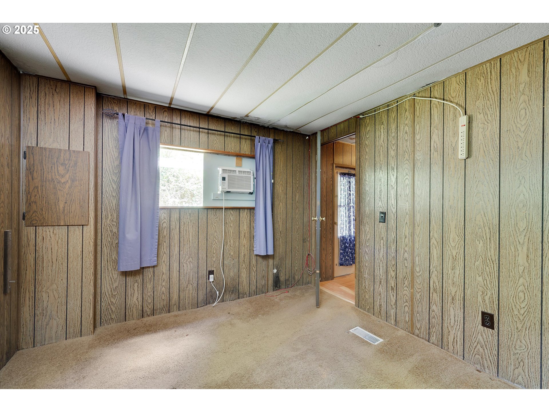 27200 Highway 211 Estacada, OR 97023 - Photo 17 of 37