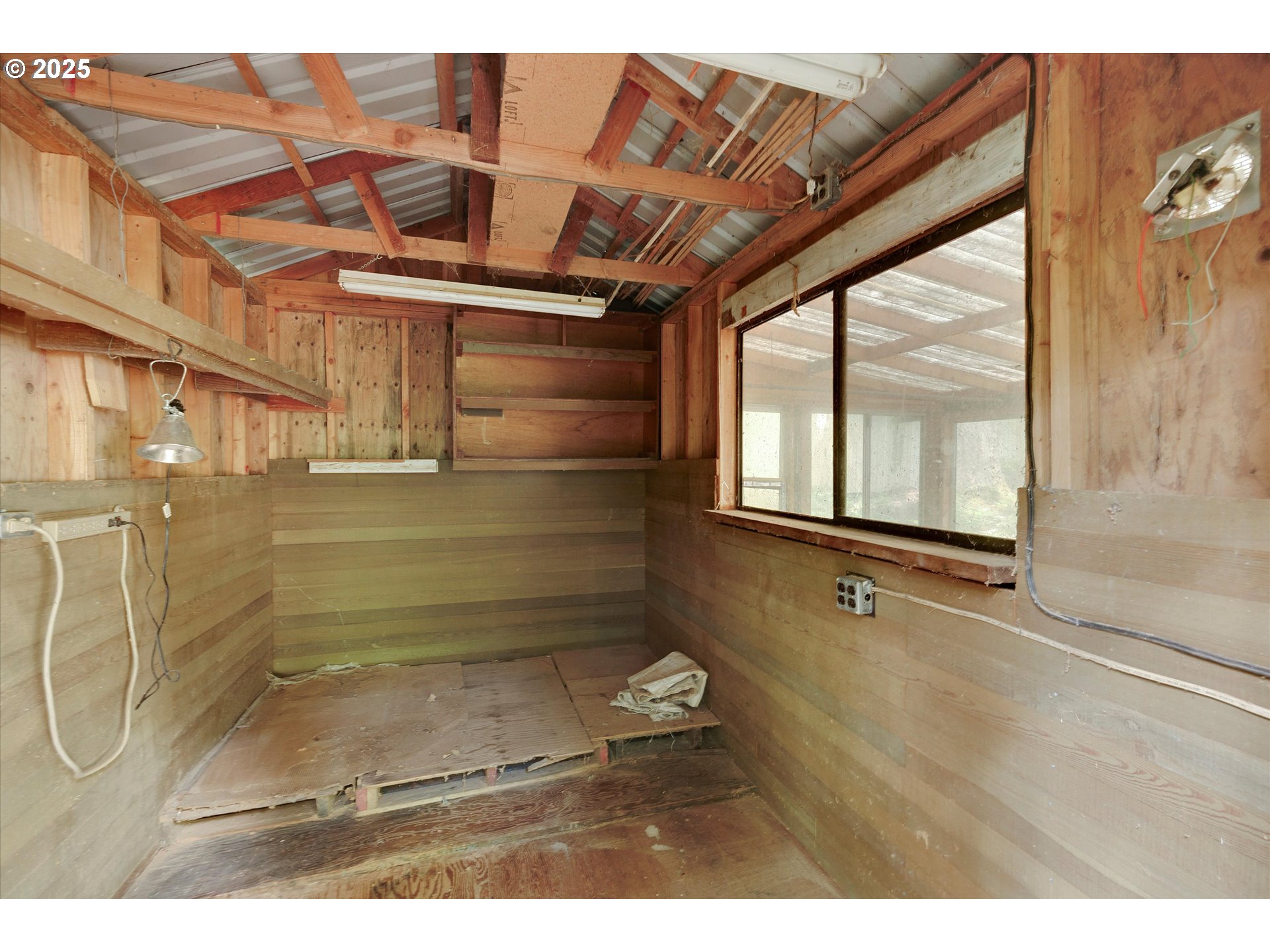 27200 Highway 211 Estacada, OR 97023 - Photo 26 of 37