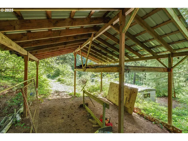 $389,900 | 27200 Highway 211, Estacada, OR 97023