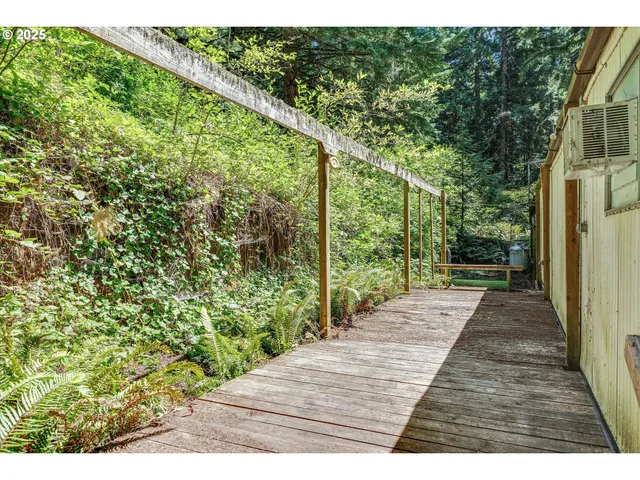 $389,900 | 27200 Highway 211, Estacada, OR 97023