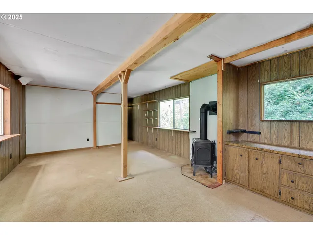 $389,900 | 27200 Highway 211, Estacada, OR 97023