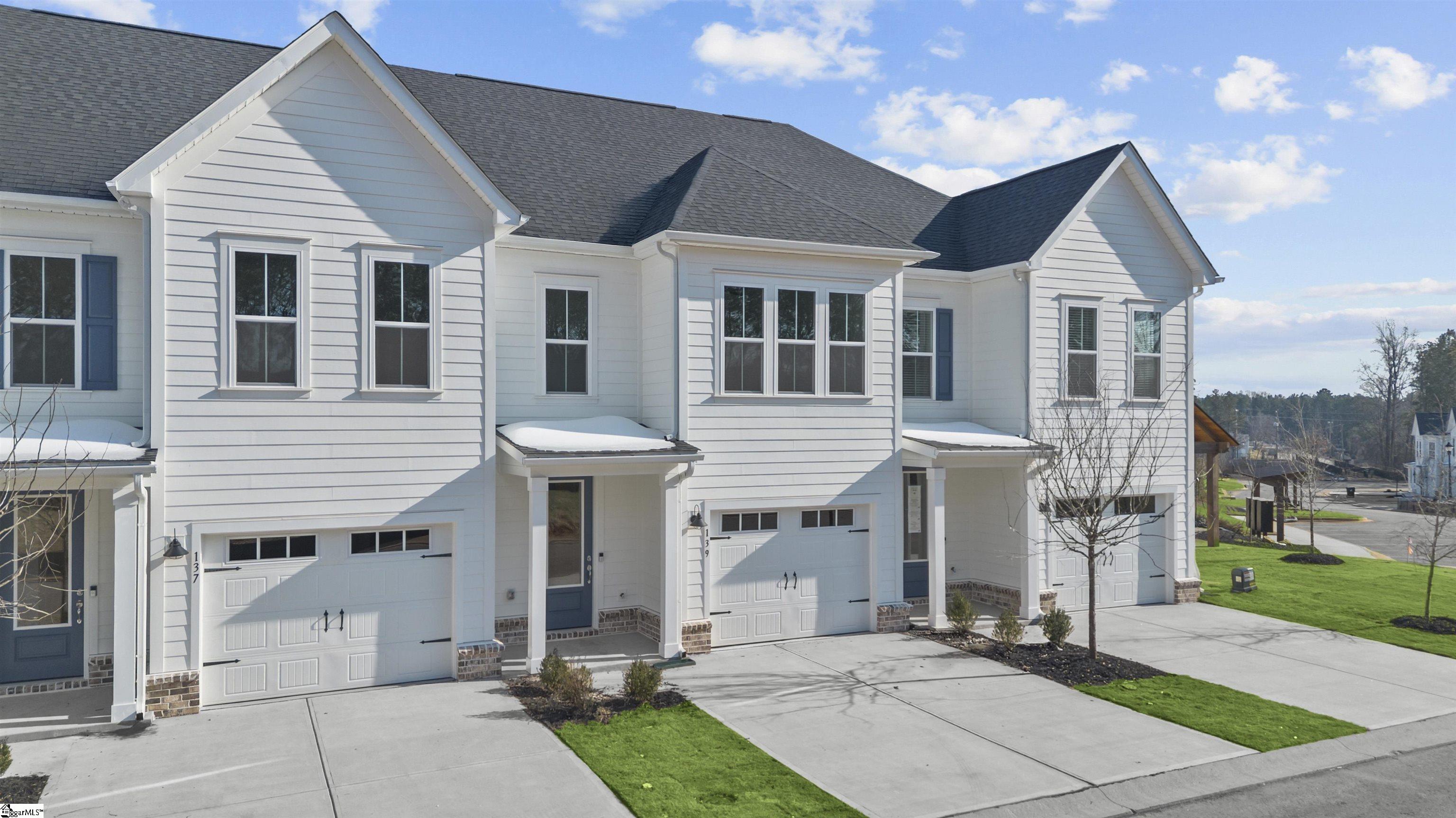 139 Gadwall Way Greenville, SC 29607 - Photo 2 of 26