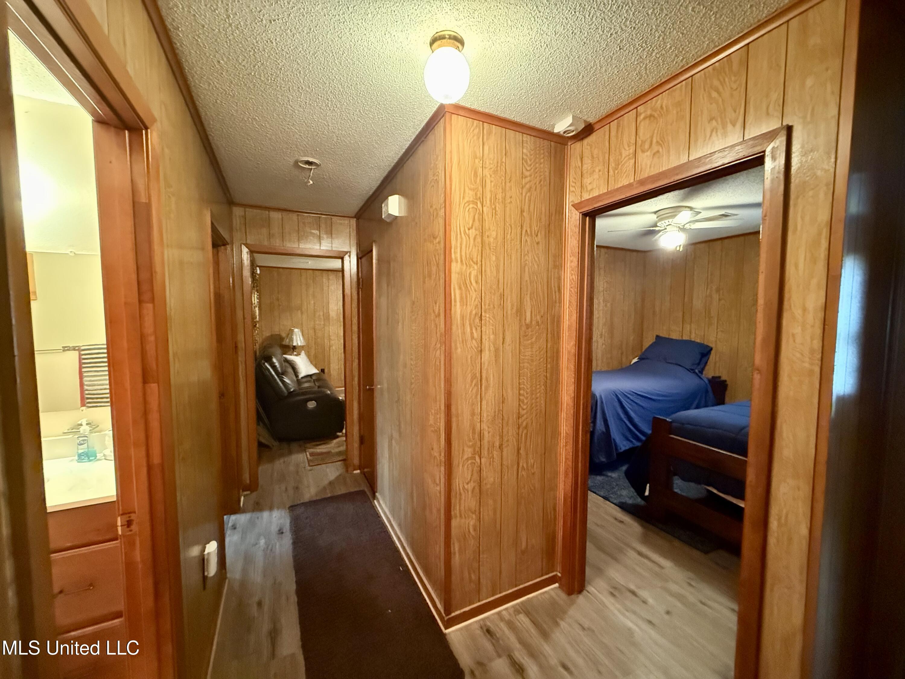 126 Lyon Drive Grenada, MS 38901 - Photo 12 of 21 IMG_4306