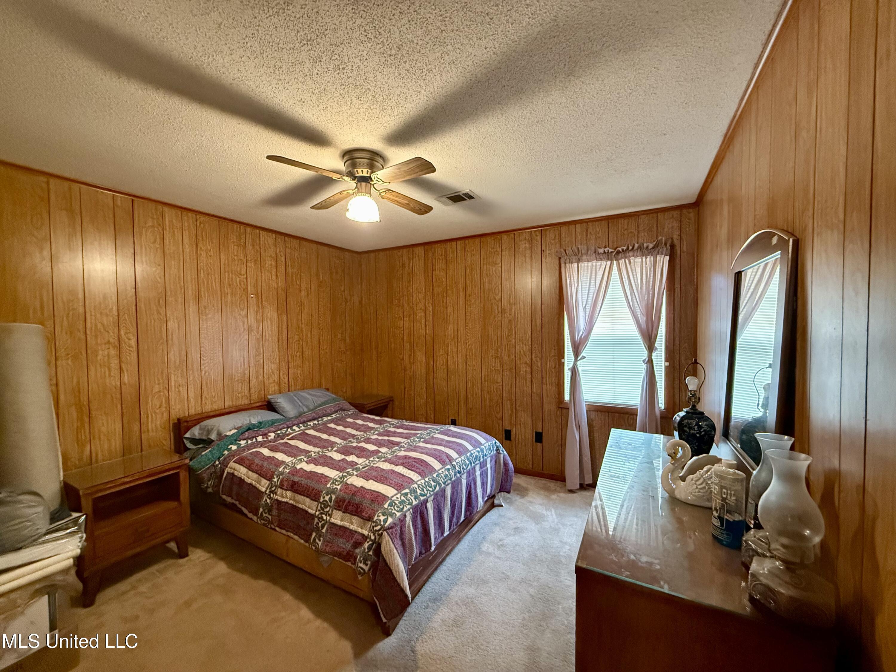 126 Lyon Drive Grenada, MS 38901 - Photo 13 of 21 IMG_4307