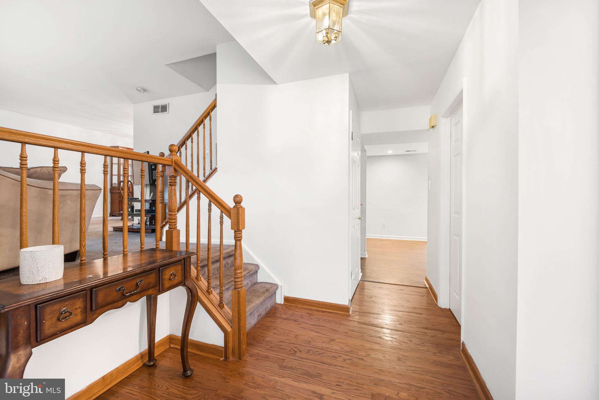 1278 Boyd Road Warminster, PA 18974 - Photo 3 of 28 Gallery Image 3