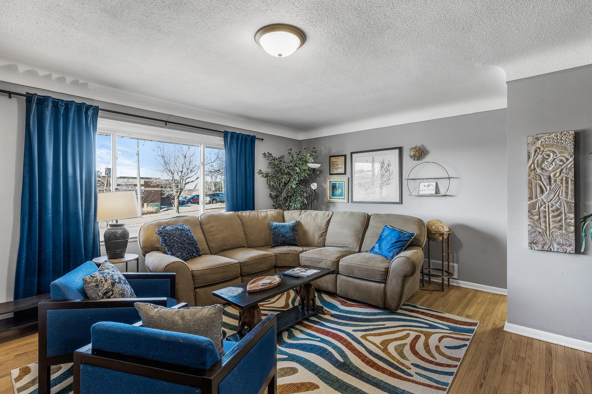 248 Ruth Street North St. Paul, MN 55119 - Photo 5 of 54