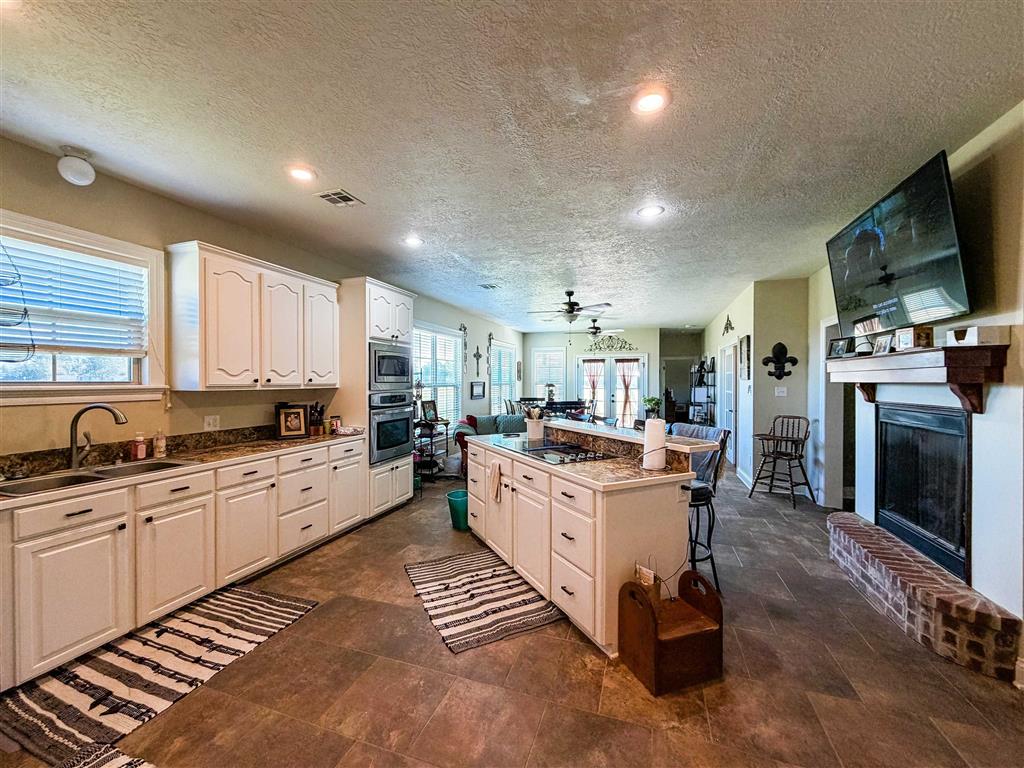 5205 Volunteer Road Sulphur, LA 70665 - Photo 5 of 35