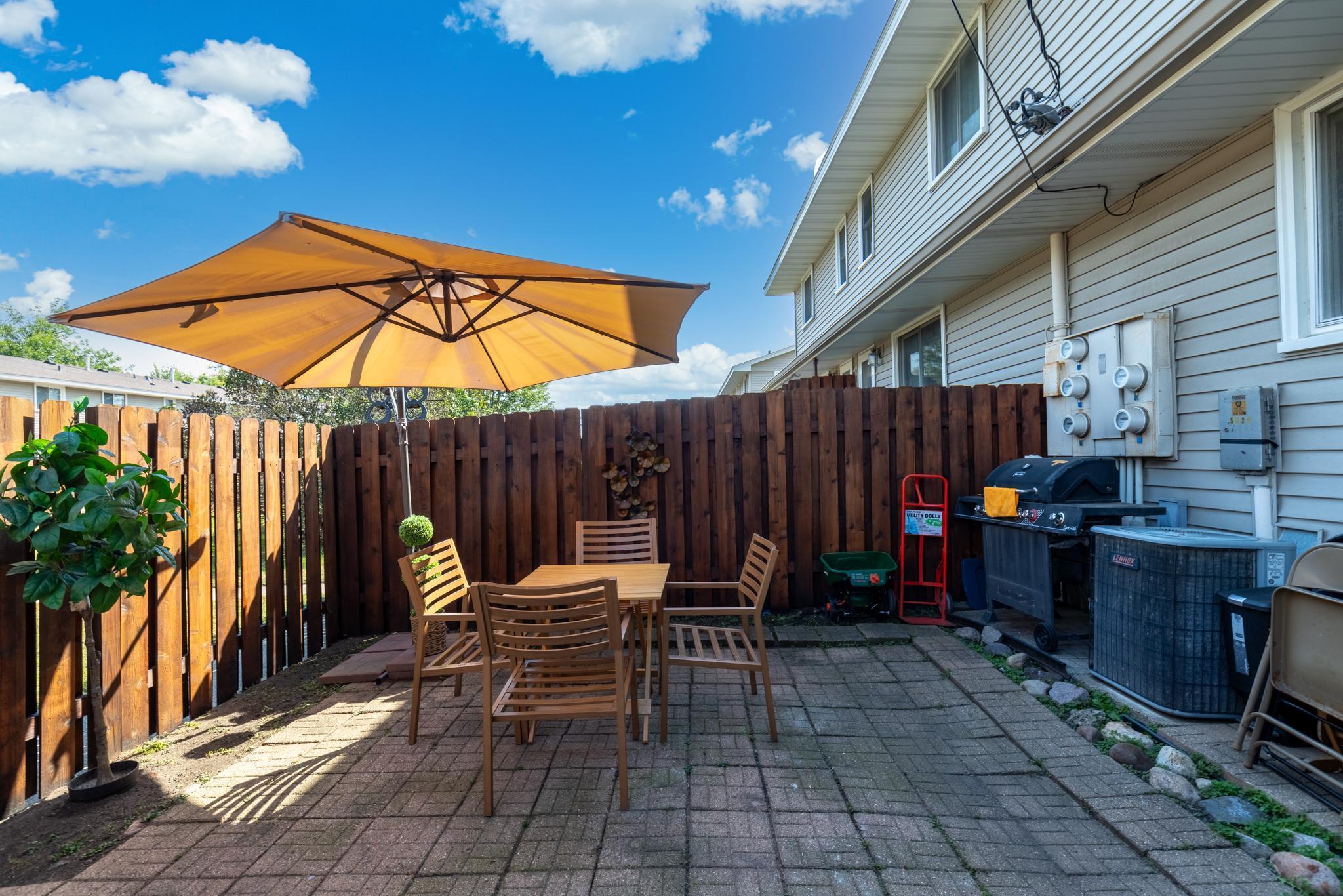 9019 18th Avenue South, Unit 210 Bloomington, MN 55425 - Photo 4 of 28