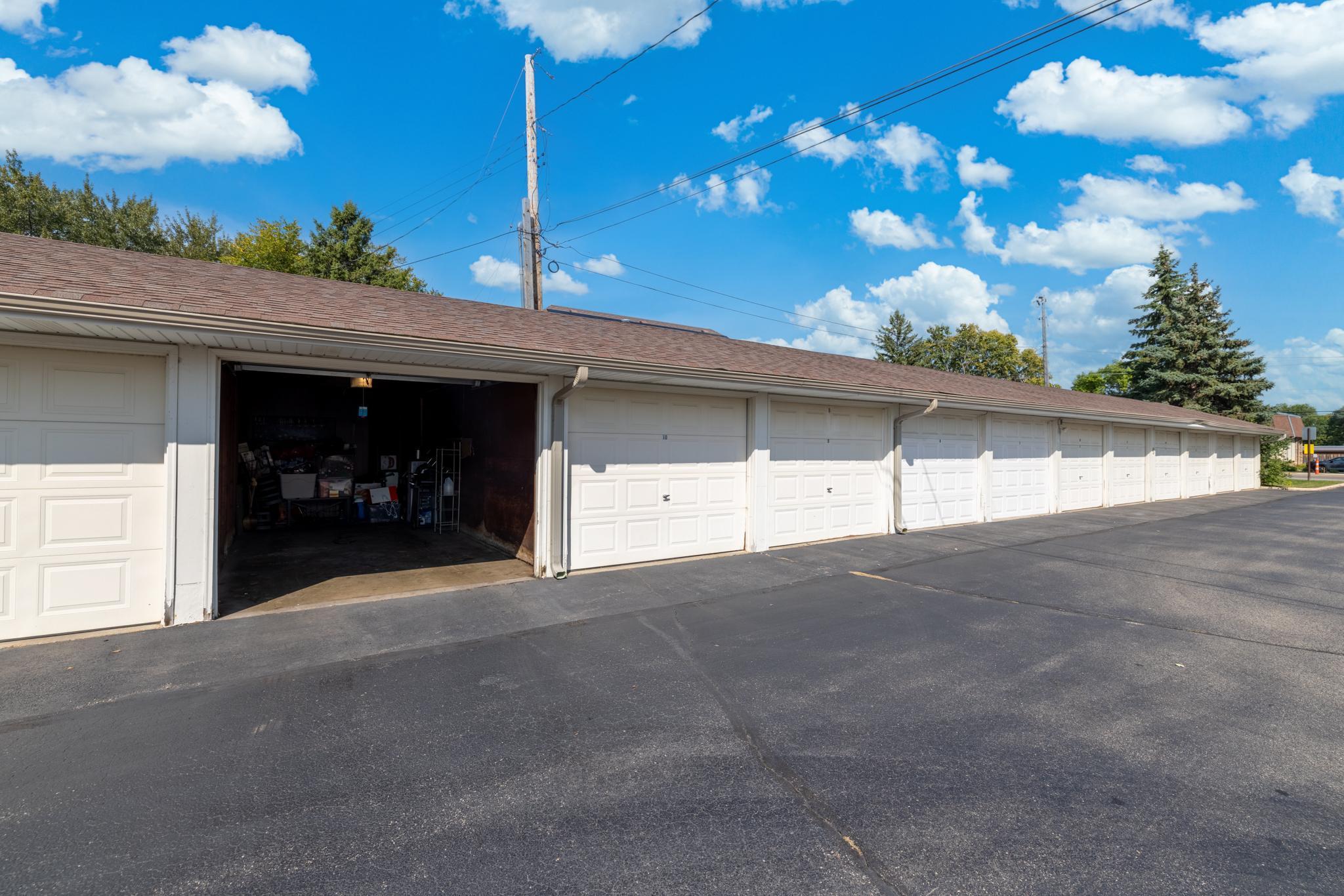 9019 18th Avenue South, Unit 210 Bloomington, MN 55425 - Photo 7 of 28