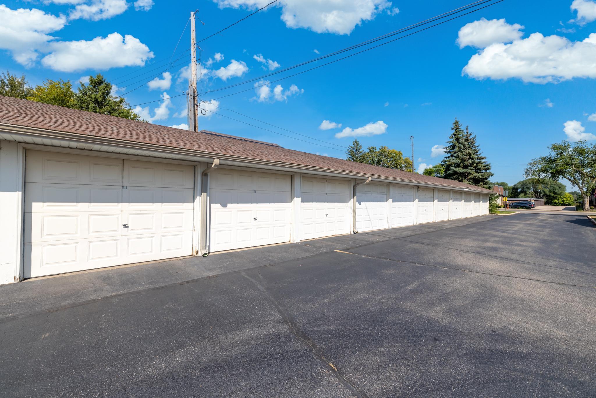 9019 18th Avenue South, Unit 210 Bloomington, MN 55425 - Photo 8 of 28