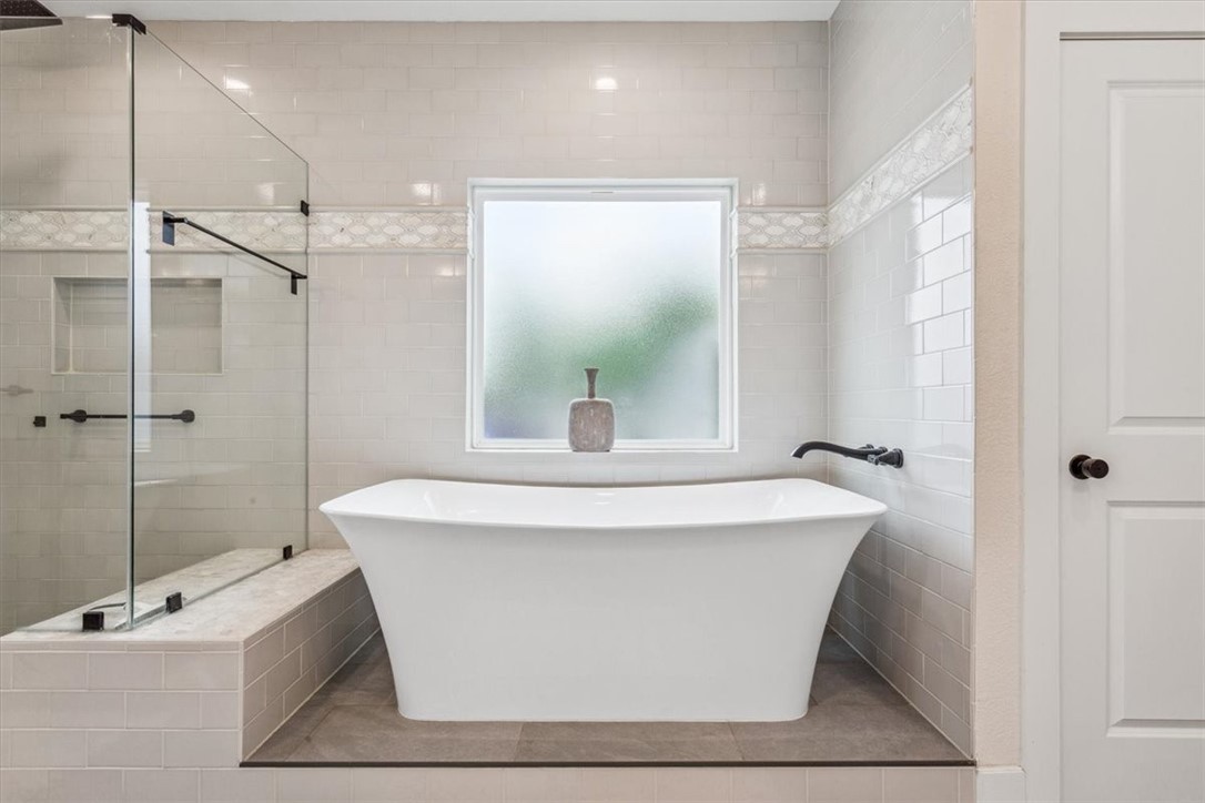 8 Independence Trail Waco, TX 76708 - Photo 23 of 39