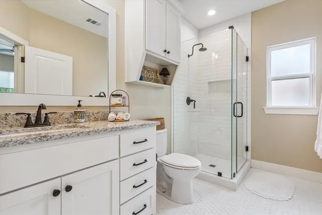 $800,000 | 8 Independence Trail, Waco, TX 76708