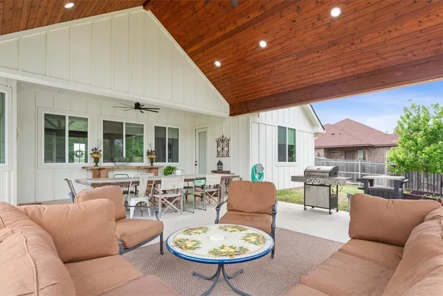 $800,000 | 8 Independence Trail, Waco, TX 76708