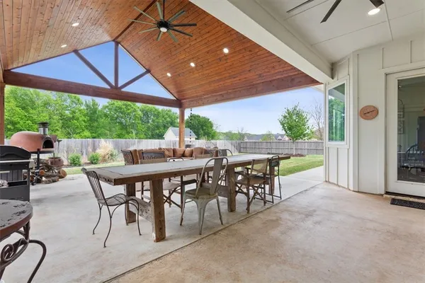 $800,000 | 8 Independence Trail, Waco, TX 76708