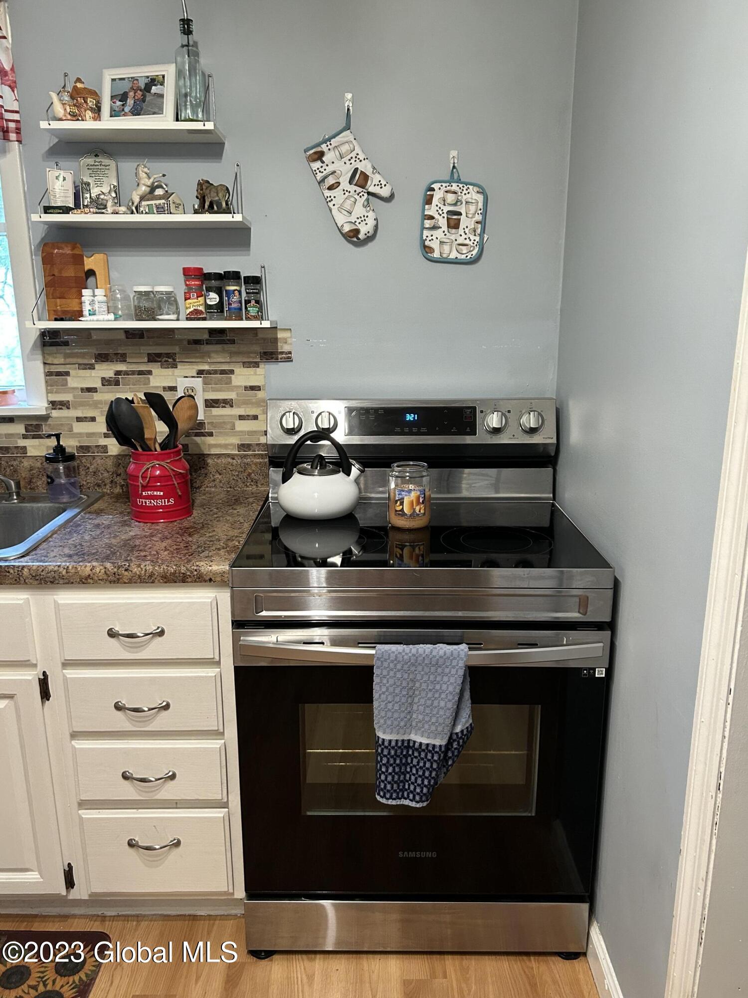 2953 River Road Melrose, NY 12121 - Photo 16 of 35 Kitchen