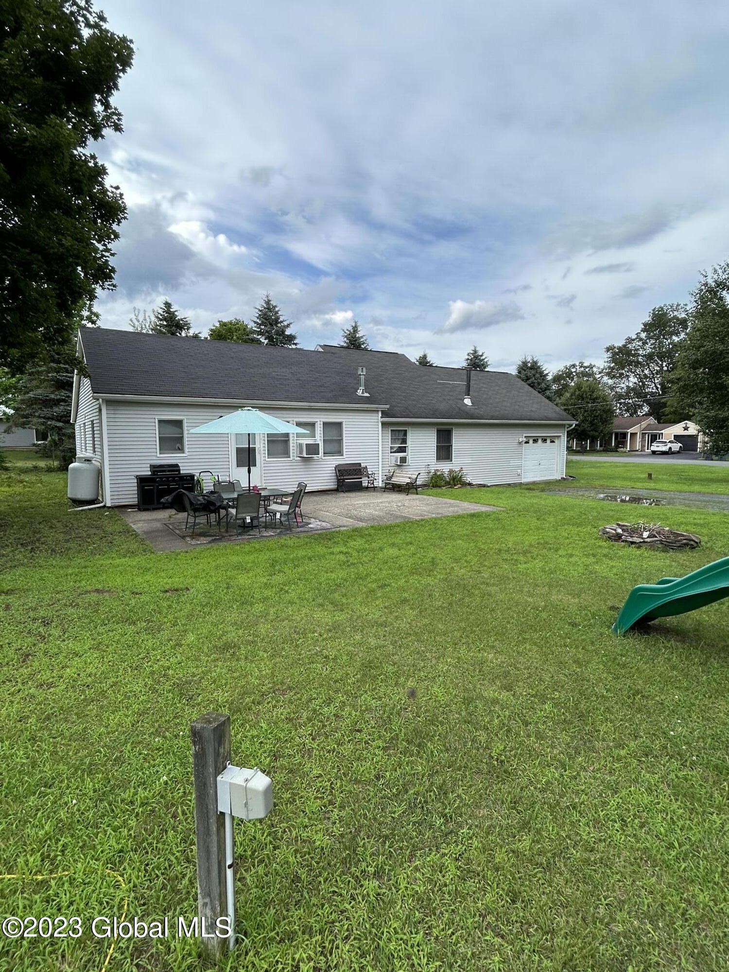 Front yard and patio