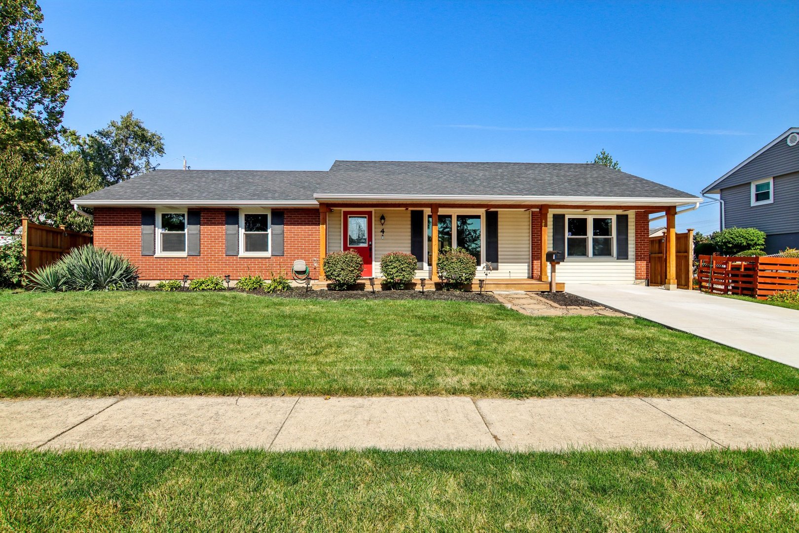 4 Larsen Circle Romeoville, IL 60446 - Photo 3 of 35 Gallery Image 3