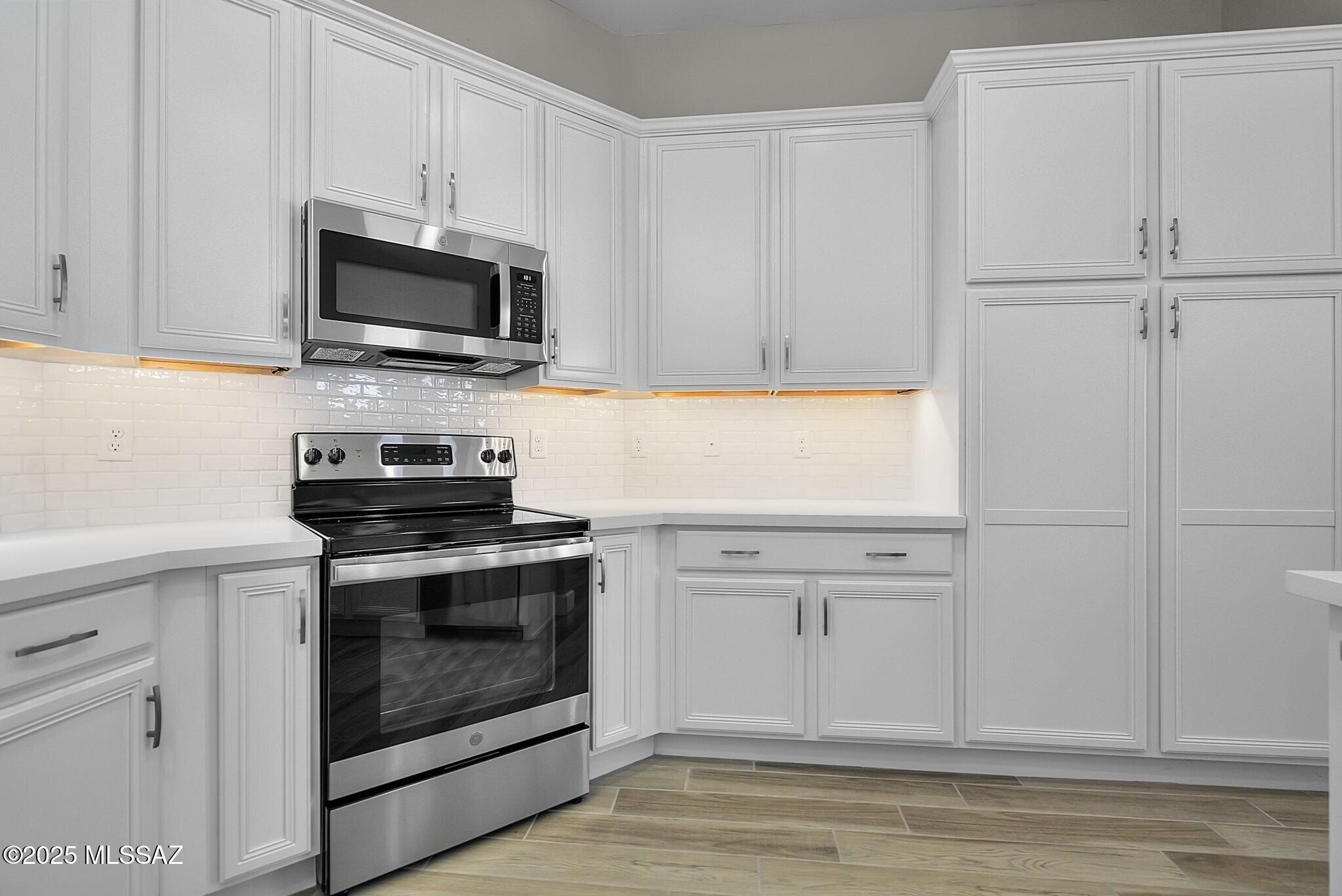 2171 Embarcadero Way Tubac, AZ 85646 - Photo 11 of 37 Kitchen