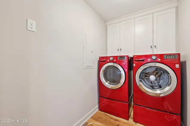 $949,000 | 1904 Sand Dollar Court, Kure Beach, NC 28449