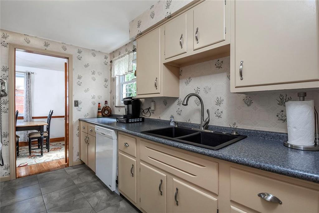 9100 Pannier Road Pittsburgh, PA 15237 - Photo 19 of 25 Gallery Image 19