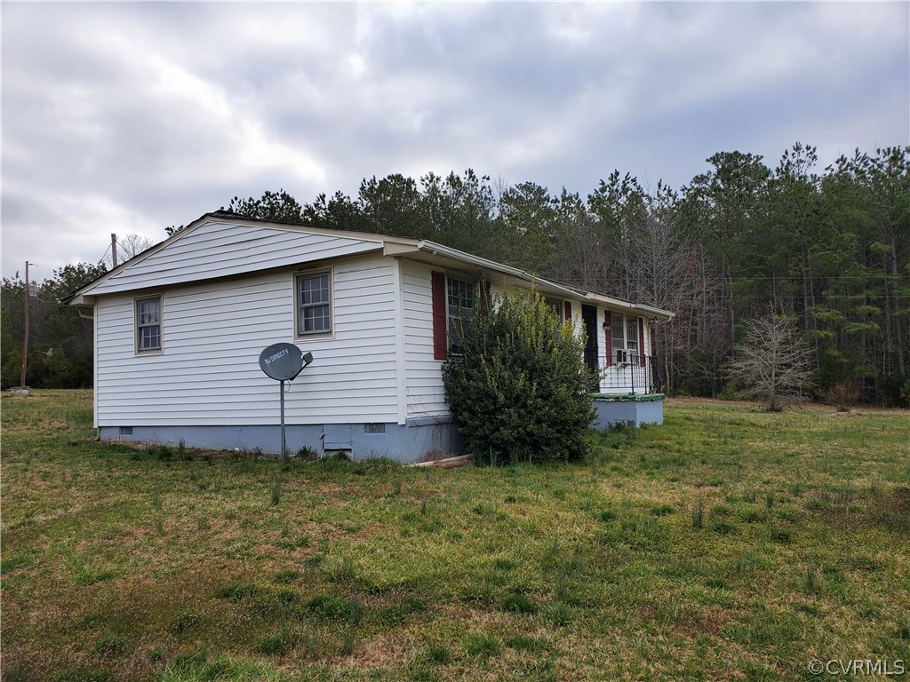 1600 Namozine Road Church Road, VA 23833 - Photo 8 of 45 a backyard of a house with lots of green space