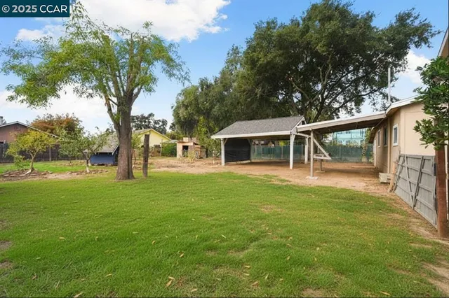 $430,000 | 246 Oak Avenue, Galt, CA 95632