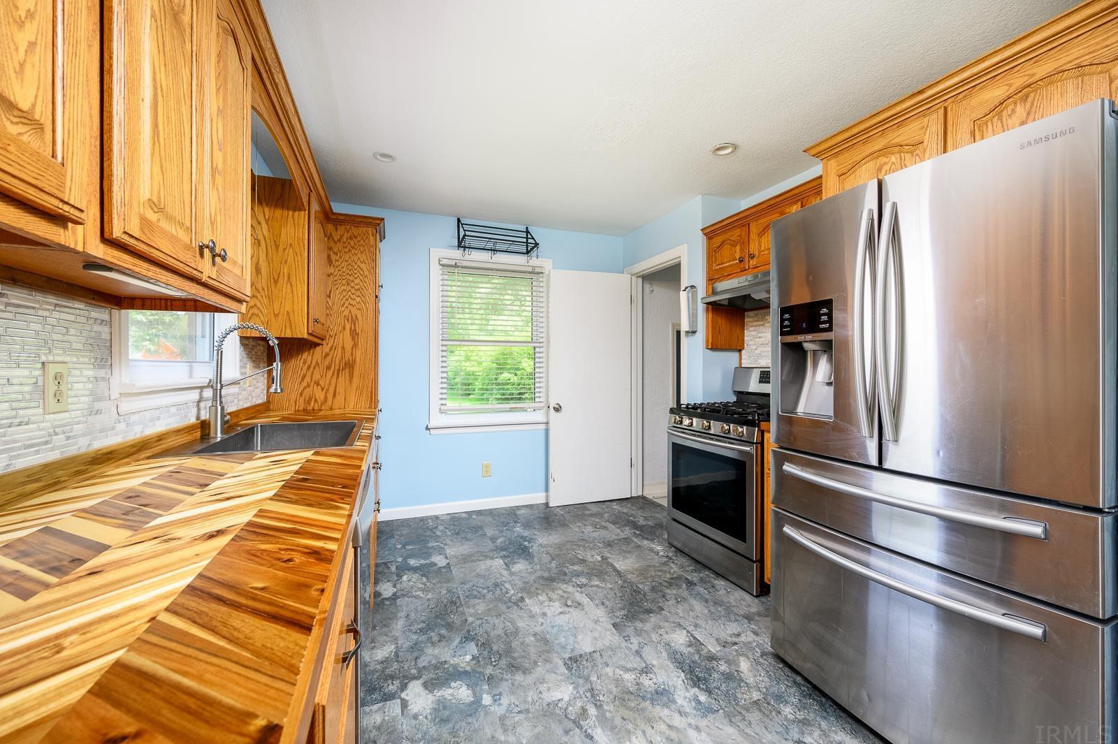 13532 3rd Street Grabill, IN 46741 - Photo 11 of 35