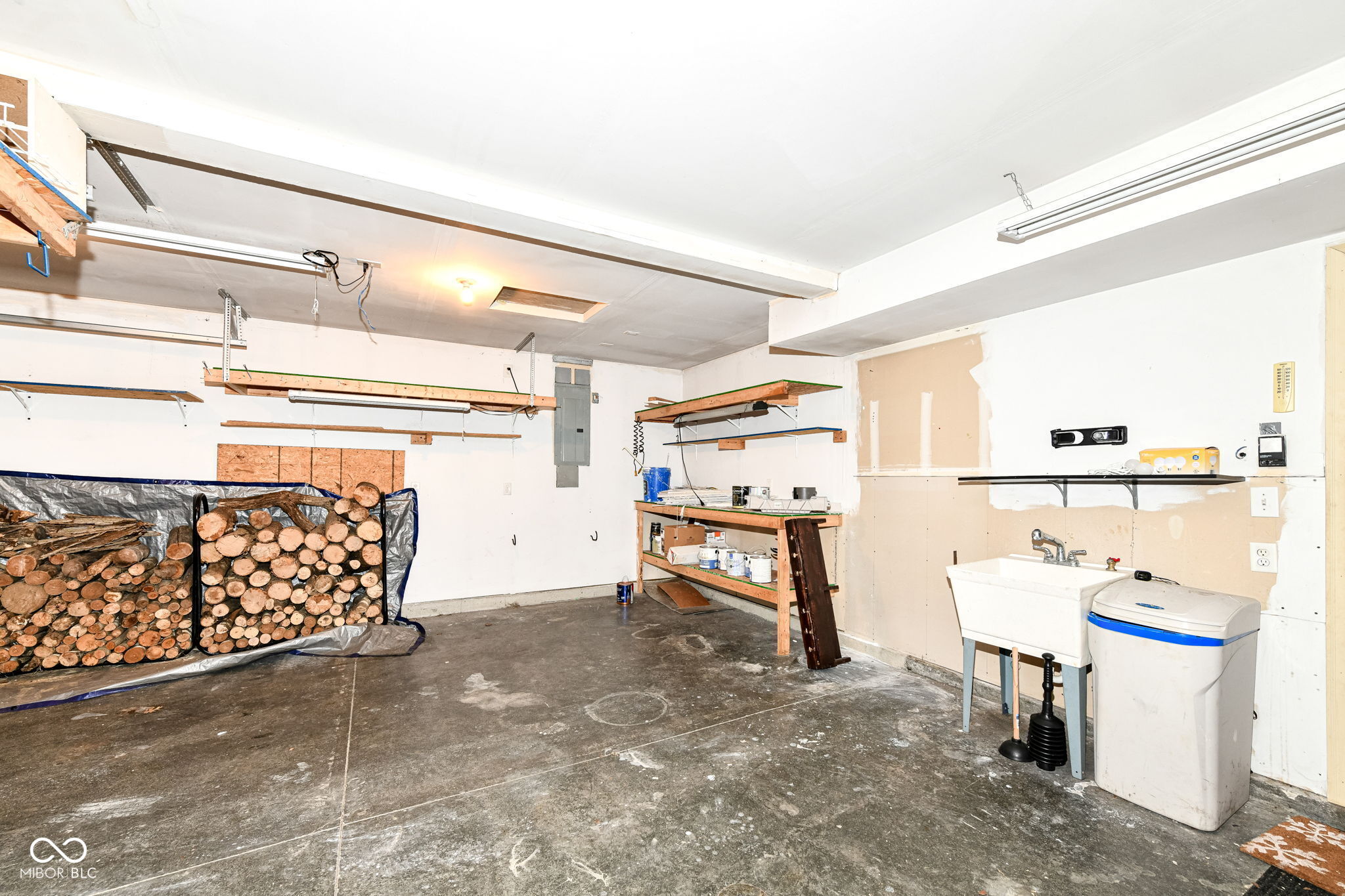 5856 Long Ridge Place Indianapolis, IN 46221 - Photo 29 of 30 Gallery Image 29
