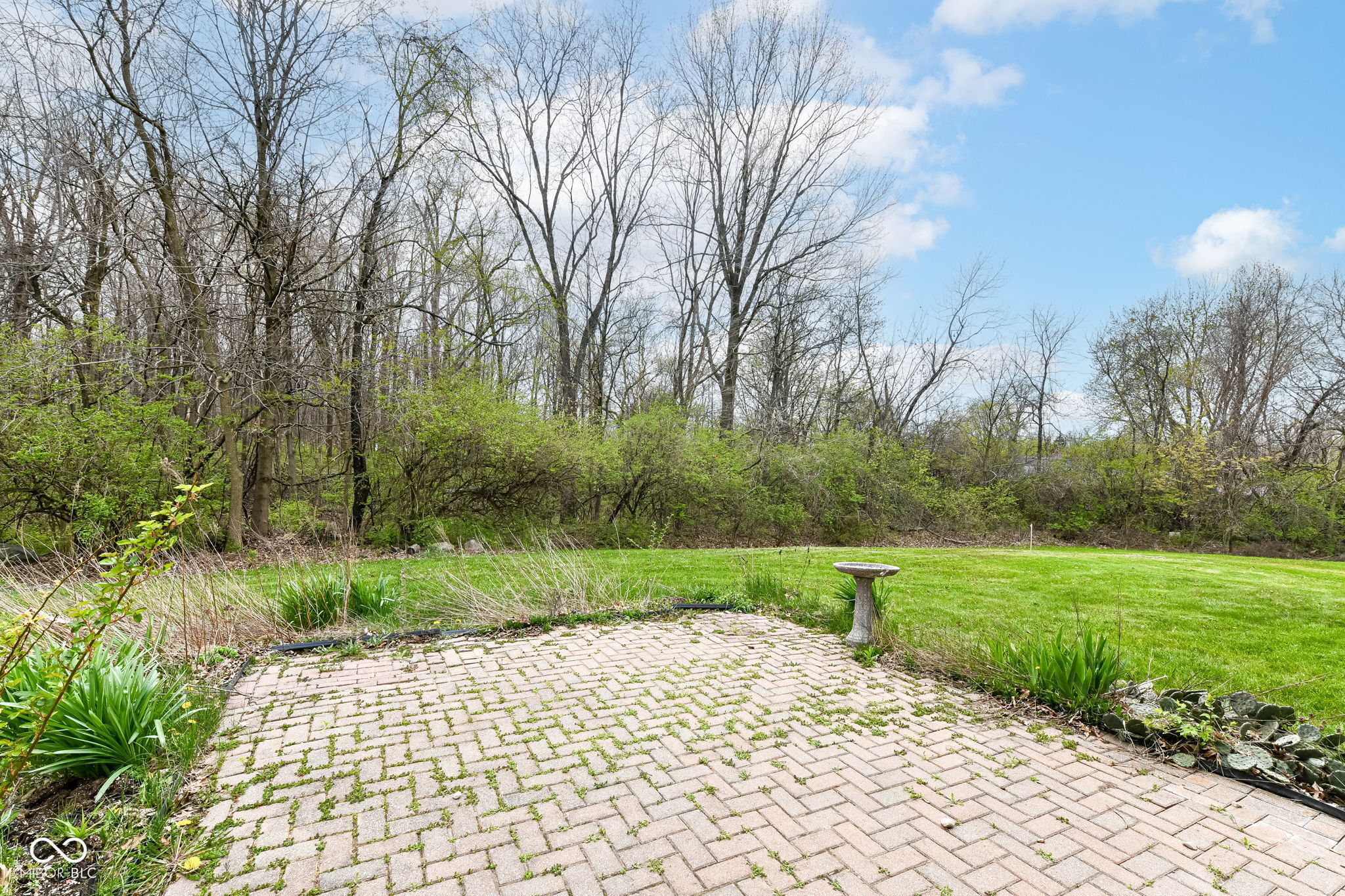 5856 Long Ridge Place Indianapolis, IN 46221 - Photo 3 of 30 Gallery Image 3