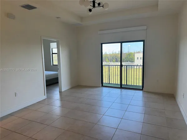 $3,300 | Doral, Doral, FL 33178