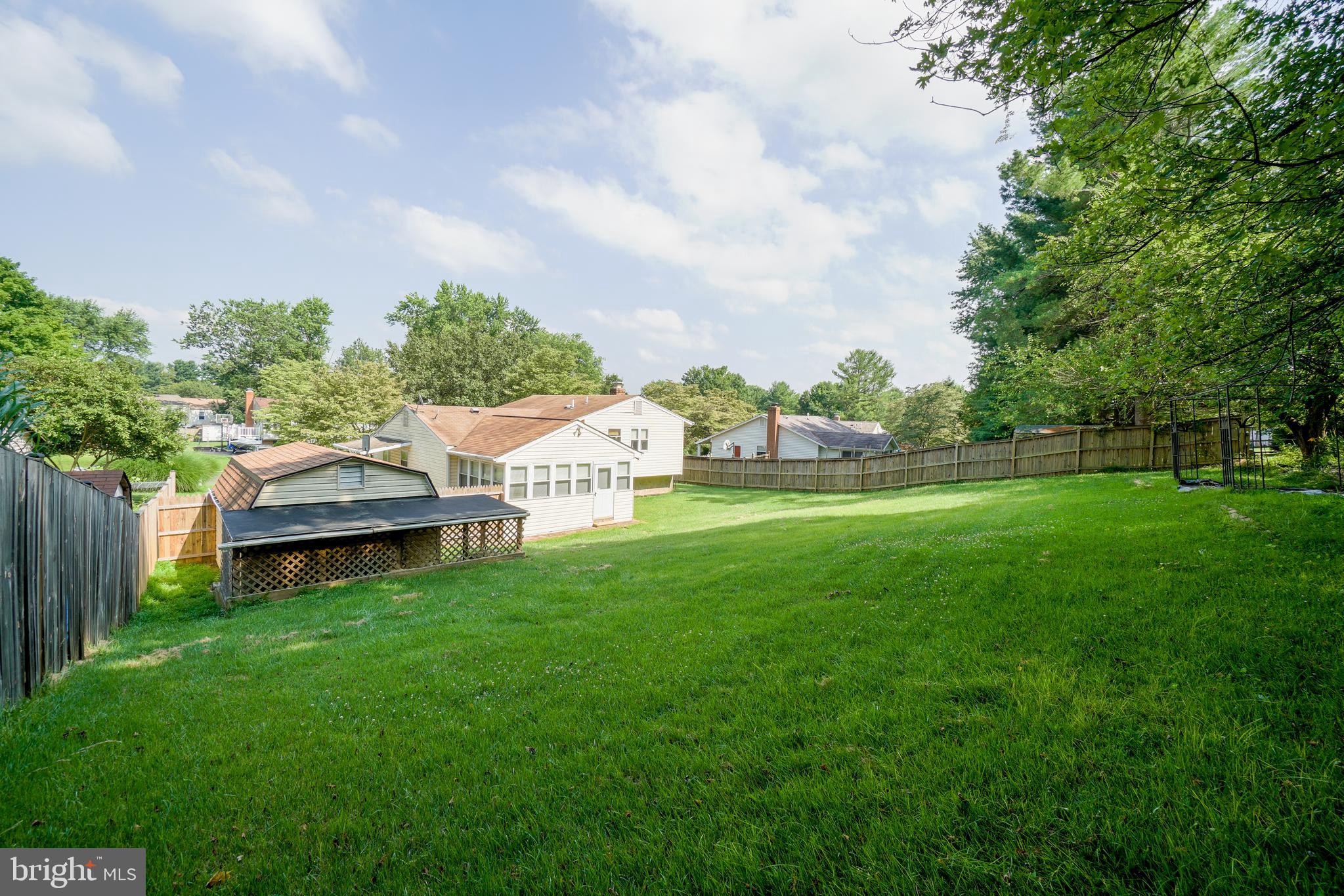 24220 Log House Road Gaithersburg, MD 20882 - Photo 3 of 20 Rear