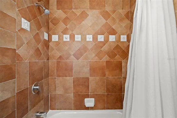 $3,500 | 517 79th Avenue, St. Pete Beach, FL 33706